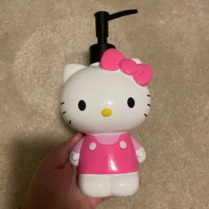 BRAND NEW Hello Kitty soap/lotion dispenser